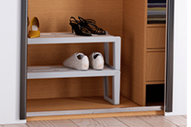 Практичная трехярусная полка для прихожей Slip.png